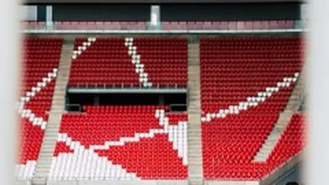 男篮亚预赛：关岛队不敌中国队，中国男足以86-78优势夺小组第一晋级