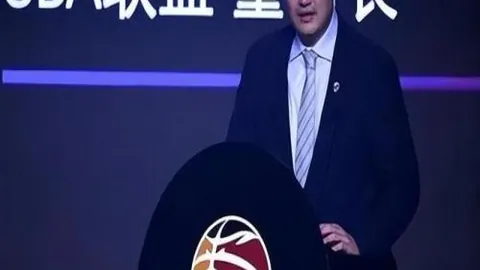 林诗栋重庆WTT冠军赛晋级下一轮